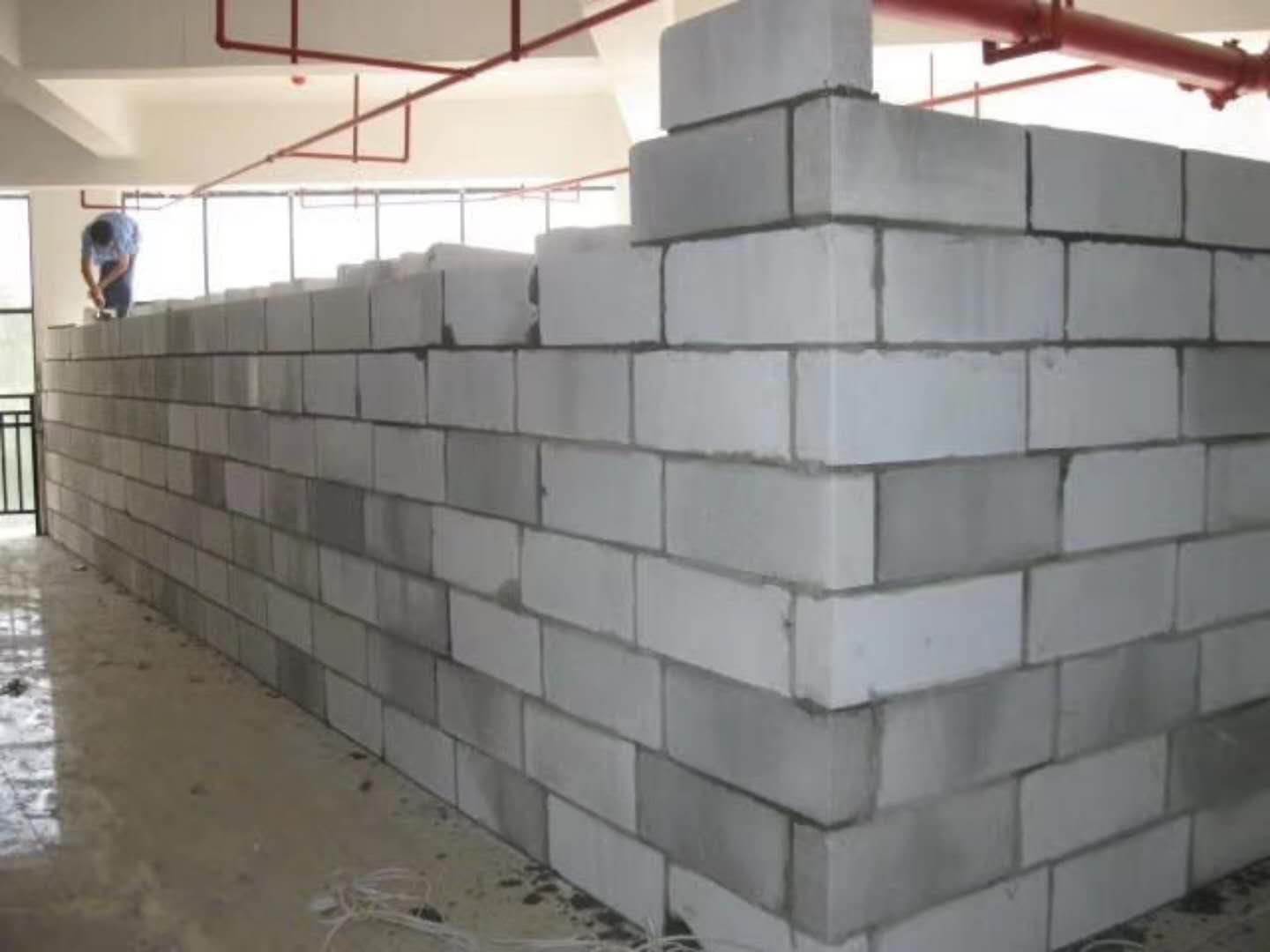 梁子湖蒸压加气混凝土砌块承重墙静力和抗震性能的研究